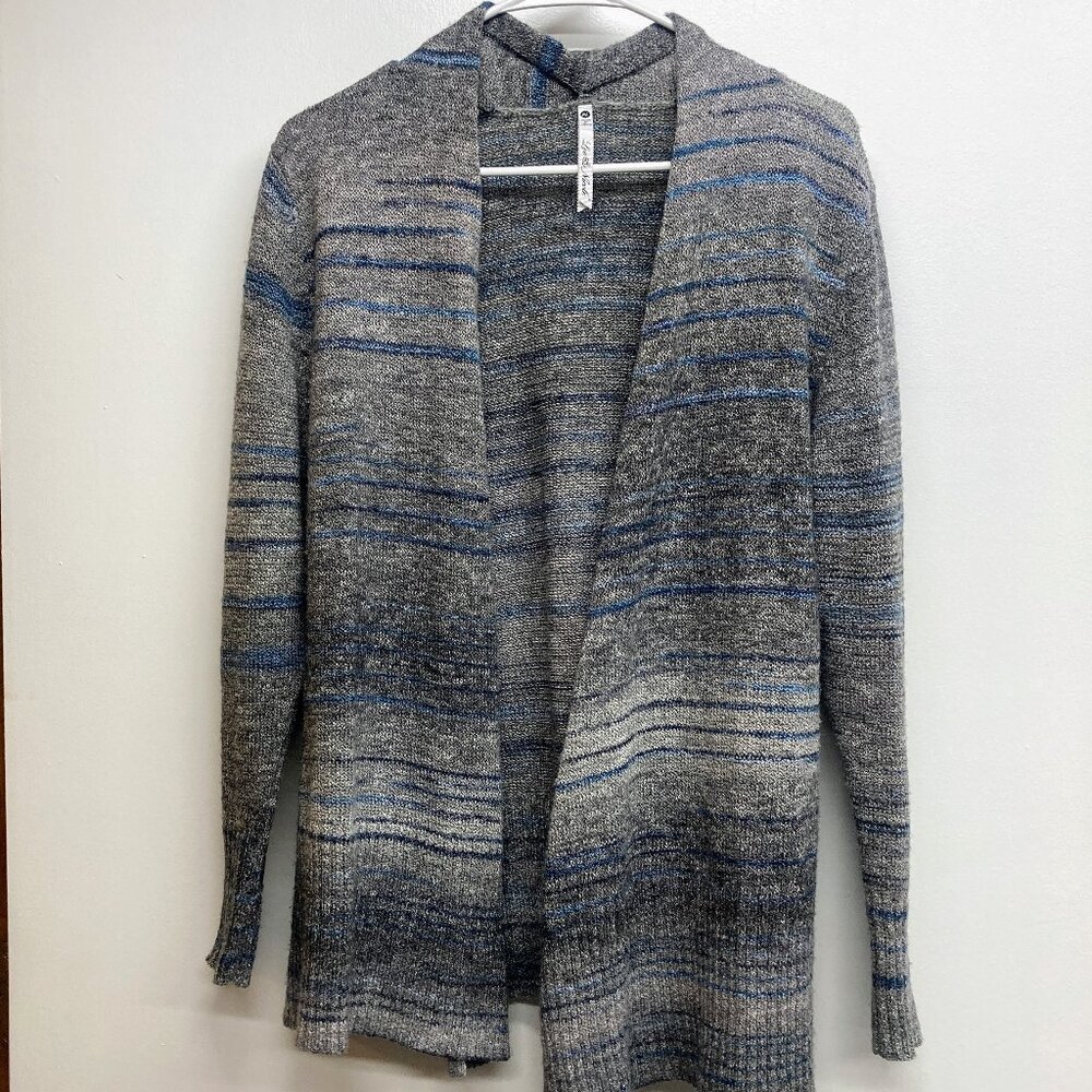 Leo and Nicole open front sweater in gray and navy blue, women's size petite L